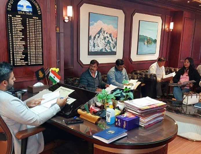 ऊना में साढ़े चार करोड़ से फलेगी बागवानी,डीसी ने बागवानों को अधिकतम लाभ सुनिश्चित करने के दिए निर्देश