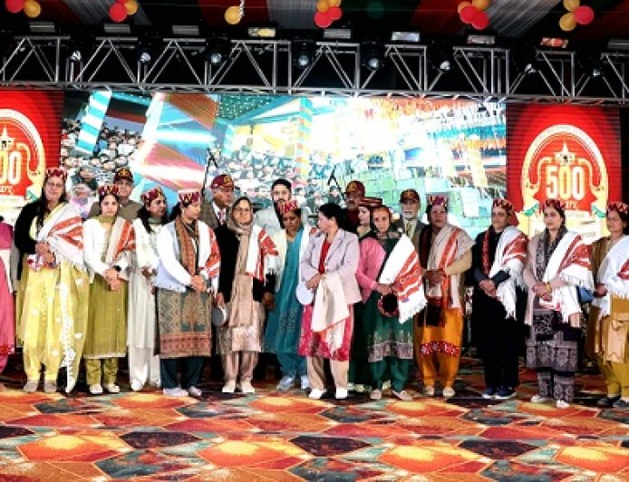 अंतरराष्ट्रीय महाशिवरात्रि महोत्सव की चौथी सांस्कृतिक संध्या में वीर नारियों व वीर माताओं को किया सम्मानित