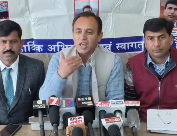 सीबीएसई के लिए आयोजित परीक्षा पर भड़का अध्यापक संघ बोले , परीक्षा के माध्यम से शिक्षकों के मान सम्मान को ठेस 