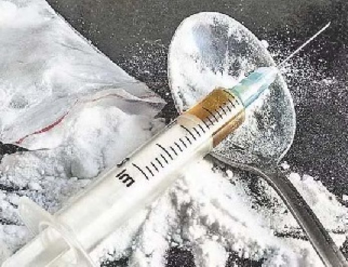 हमीरपुर के स्वाहल में  टैक्सी सवार  व्यक्ति से 15.52 ग्राम चिट्टा बरामद, आरोपी पुलिस रिमांड पर 