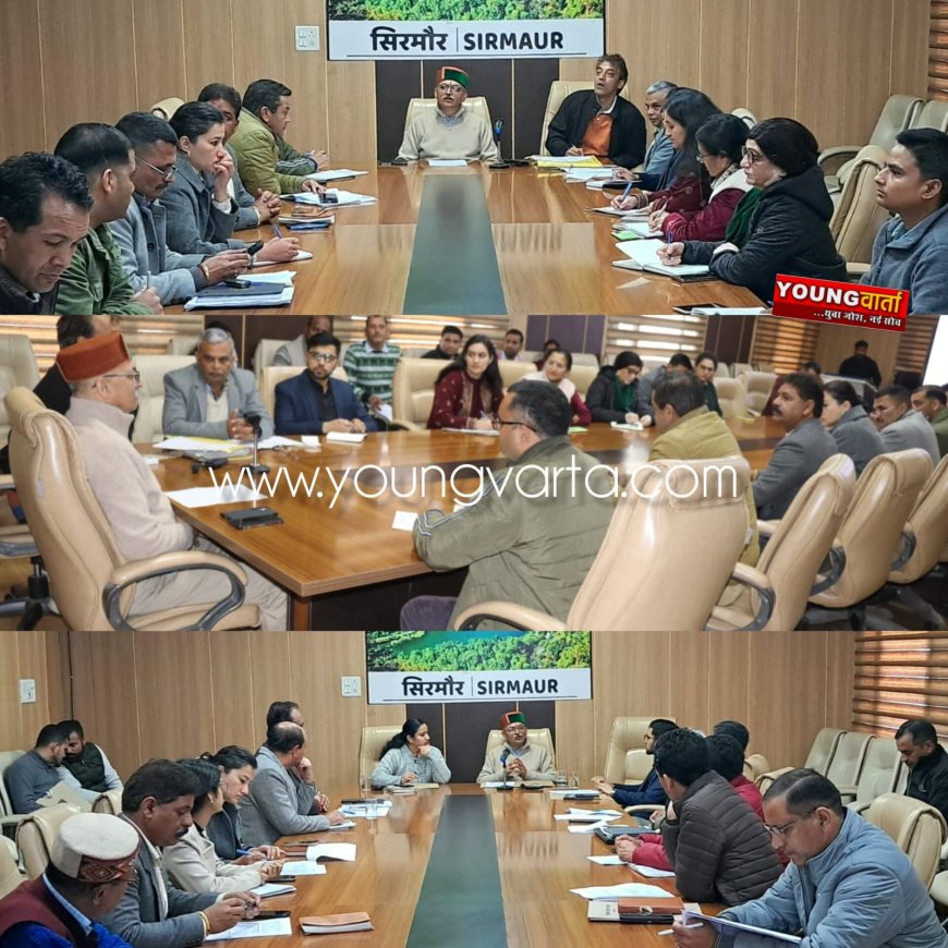 जिला मुख्यालय नाहन में होगा राज्य स्तरीय महिला दिवस , कार्यक्रम की तैयारियों पर विधायक ने की चर्चा 