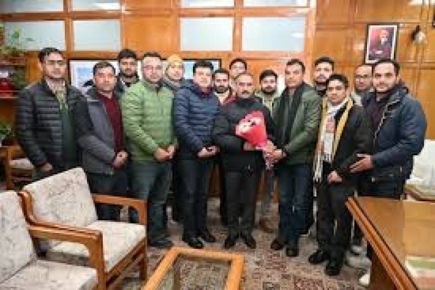 मुश्किल की घड़ी में कर्मचारी सरकारी के साथ, उच्च स्तर से हो कटौती की शुरुआत : राजेंद्र मियां