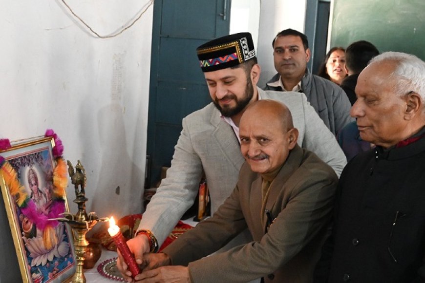 वरिष्ठ नागरिकों का जीवन अनुभव और युवाओं की ऊर्जा व नवीन सोच समाज के संतुलित एवं समग्र विकास के लिए आवश्यक : अपूर्व देवगन