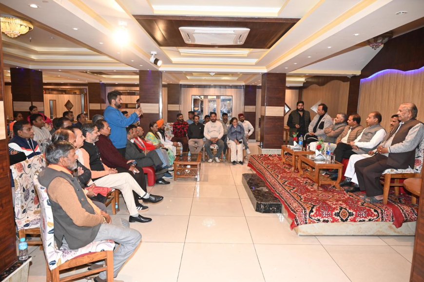 आरडीजी पर कोरी राजनीति और मित्रों पर खजाना लुटा रही कांग्रेस सरकार :  जयराम ठाकुर