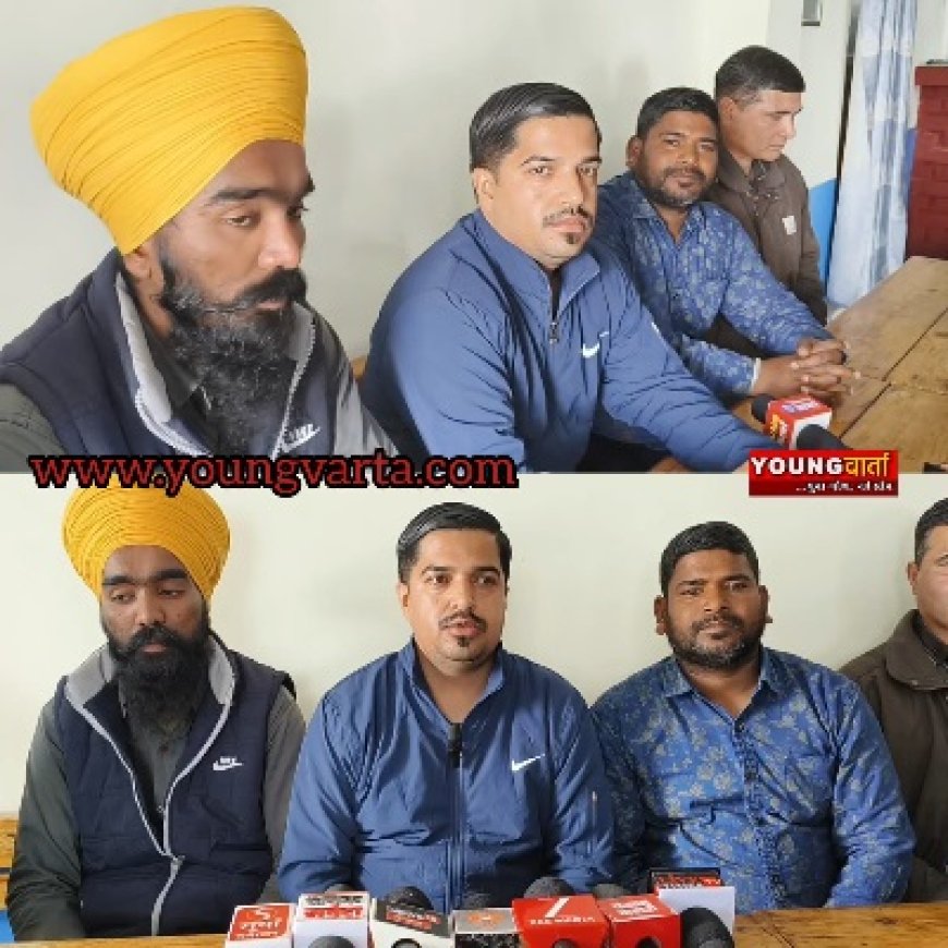 टैक्सी मैक्सी ऑपरेटर सोसाइटी का प्रशासन को अल्टीमेटम,प्रशासन पर अनदेखी के आरोप