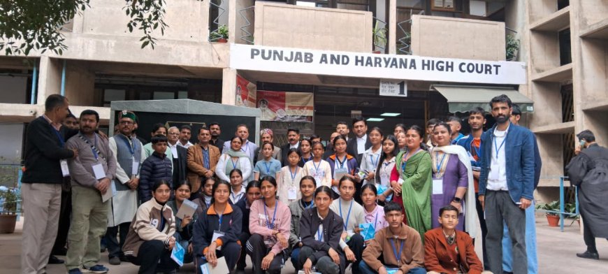 दो दिवसीय शैक्षणिक भ्रमण से लौटे छात्र बोले , लाभप्रद और अलौकिक रहा यात्रा का अनुभव 