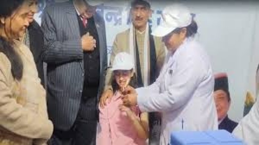 मेडिकल कॉलेज शिमला के अटल सभागार में सीएम सूक्खू ने एचपीवी टीकाकरण के राज्य अभियान का किया शुभारंभ  