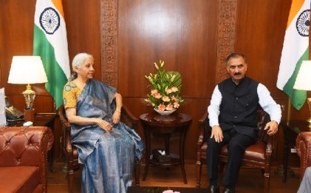 मुख्यमंत्री ने केंद्रीय वित्त मंत्री से की भेंट, स्पेशल सेंट्रल असिस्टेंस के तहत वित्तीय पैकेज प्रदान करने का किया आग्रह 