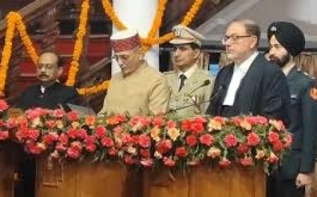 कविंद्र गुप्ता ने हिमाचल के 30वें राज्यपाल के रूप में पद व गोपनीयता की ली शपथ