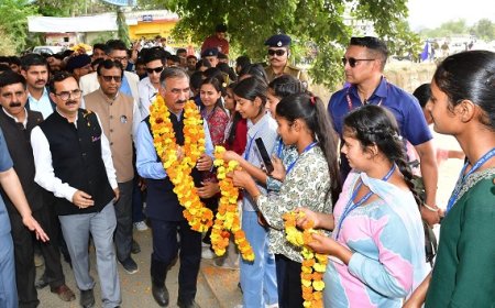 दो महीने में सीबीएसई स्कूलों में उपलब्ध होंगे सभी अध्यापक :  मुख्यमंत्री