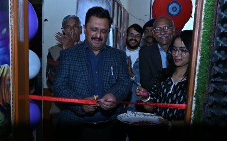 हिमाचल के पहले सामुदायिक सोलन रेडियो 90.4 एफएम की 17वीं वर्षगांठ उत्साहपूर्वक आयोजित