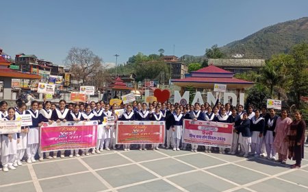 विश्व क्षय रोग दिवस पर नर्सिंग प्रशिक्षुओं ने निकाली रैली , 100 दिन के अभियान में की जाएगी संक्रमित व्यक्तियों की पहचान 