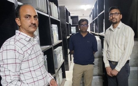 एडीसी ने ईवीएम-वीवीपैट मशीनों के वेयरहाउस का किया निरीक्षण’