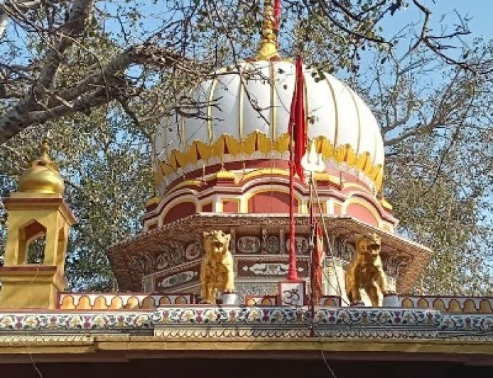 प्रसिद्ध सिद्धपीठ मां बाला सुंदरी मंदिर त्रिलोकपुर के कपाट ग्रहण काल के दौरान श्रद्धालुओं के लिए रहेंगे बंद  