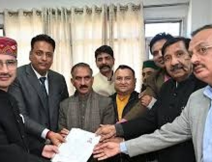 सीएम सहित अन्य नेताओं की मौजूदगी में राज्यसभा सीट के लिए अनुराग शर्मा ने विधानसभा में भरा नामंकन