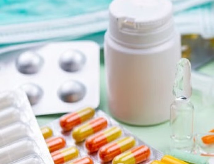 कच्चे माल की भारी कमी और बढ़ती कीमतों के कारण गंभीर संकट से गुजर फार्मा उद्योग 