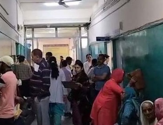 हमीरपुर में आई फ्लू की दस्तक,ओपीडी में रोजाना तीन से चार मरीज आई फ्लू से संक्रमित 