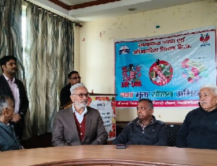 सोलन के वरिष्ठ नागरिकों के लिए डिजिटल साक्षरता कार्यक्रम का आयोजन