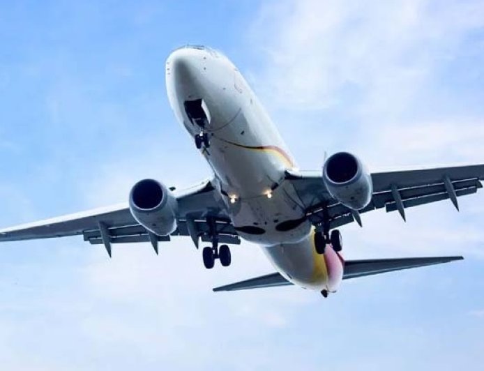 हवाई यात्रियों को बड़ी राहत : अब यात्रियों को फ्लाइट में एक साथ सीट देना अनिवार्य 