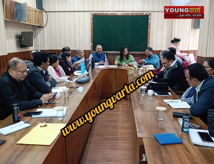 केंद्रीय स्वास्थ्य टीम ने किया स्वास्थ्य संस्थानों का औचक निरीक्षण , कार्यों की प्रगति से खुश हुए अधिकारी 