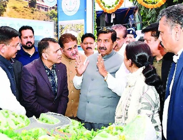 शुद्ध पेयजल एवं हर खेत तक सिंचाई योग्य जल पहुंचाना प्रदेश सरकार की प्राथमिकता : उपमुख्यमंत्री