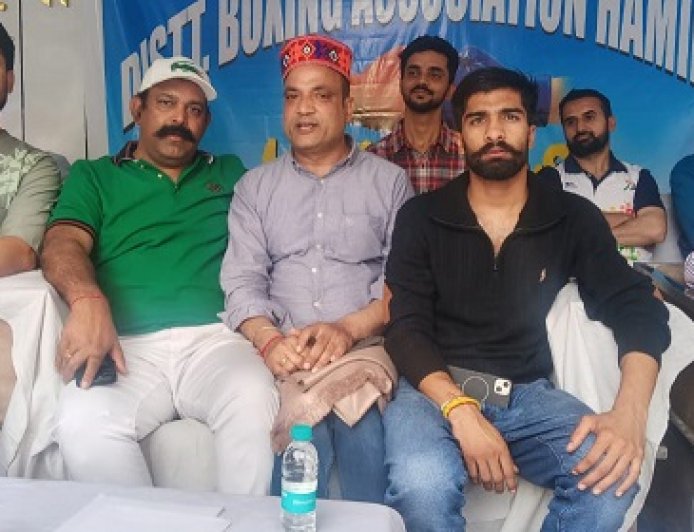 युवाओं को नशे और अन्य बुराइयों से बचाती हैं खेलें : नरेश ठाकुर