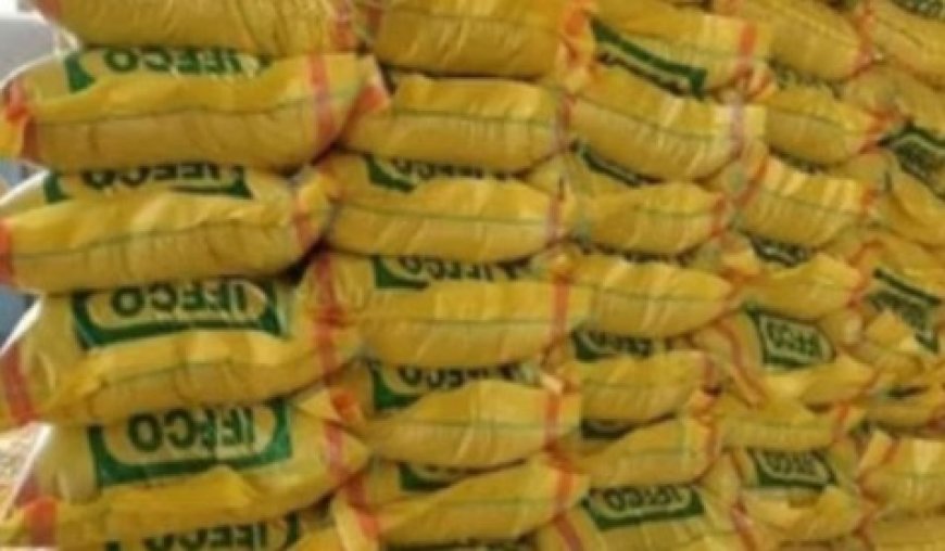 प्रदेश में हाथोंहाथ बिक रही यूरिया खाद,किसानों और बागवानों के लिए इफको विक्रय केंद्र में खाद उपलब्ध