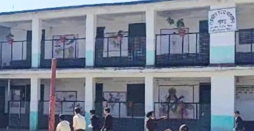 शिमला के अंतर्गत आने वाले मुंडु स्कूल में शिक्षकों के चार पद लंबे समय से खाली होने से बच्चों की पढ़ाई प्रभावित 