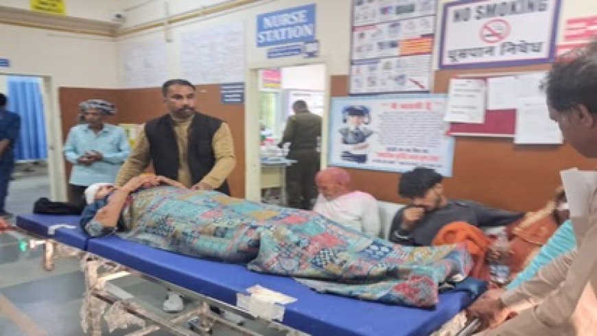 ऊना के अंब के सिद्ध चलेहड़ में एचआरटीसी बस और कार की टक्कर में पांच लोग गंभीर रूप से घायल