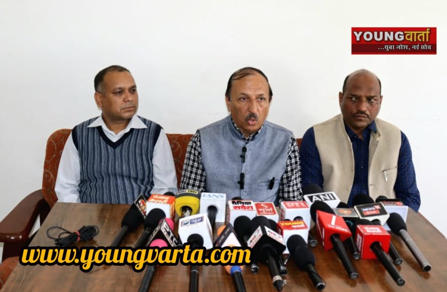 खाद्य आयोग के अध्यक्ष ने किया कई संस्थानों का निरीक्षण बोले , सरकार को भेजेंगे  जांच में पाई अनियमितताओं की रिपोर्ट 