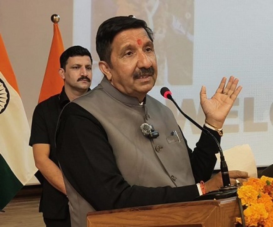 प्रदेश के सरकारी स्कूलों में पढ़ने वाले विद्यार्थियों को हिम बस कार्ड बनाने से रियायत देने पर विचार कर रही सरकार :  अग्निहोत्री