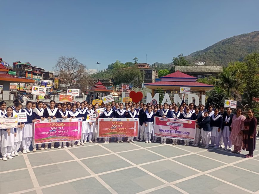 विश्व क्षय रोग दिवस पर नर्सिंग प्रशिक्षुओं ने निकाली रैली , 100 दिन के अभियान में की जाएगी संक्रमित व्यक्तियों की पहचान 