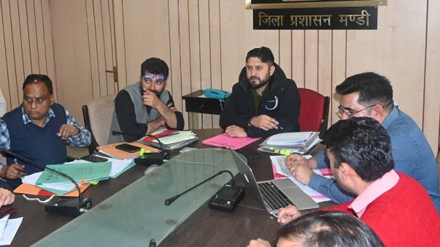 लंबित कार्यों में तेजी लाएं, ई-केवाईसी एक सप्ताह में करें पूरी : अपूर्व देवगन