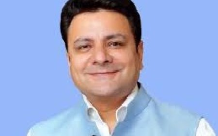 धर्मशाला में सरकार के खिलाफ सड़को पर उतरी भाजपा, प्रदेश सरकार के खिलाफ की नारेबाजी