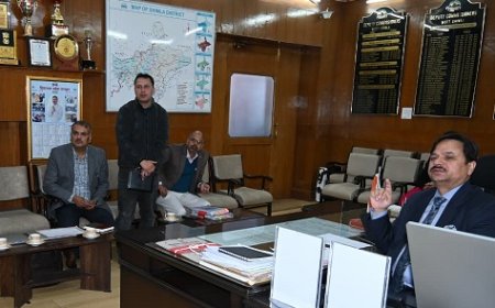 उपायुक्त शिमला की अध्यक्षता में विशेष बैठक आयोजित, बैठक में 18 करोड़ के 05 प्रस्तावों को दी मंज़ूरी 