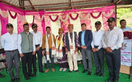 शहीद श्याम सिंह अमर रहे के नारों से गूंजा राजकीय वरिष्ठ विद्यालय बांदली