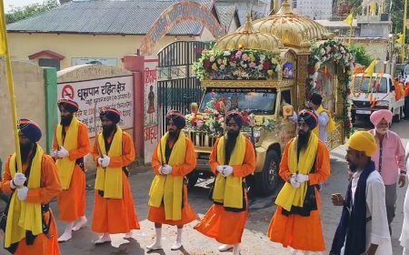 नाहन शहर में   गुरु गोविंद सिंह जी के आगमन दिवस को लेकर शहर में निकला भव्य नगर कीर्तन