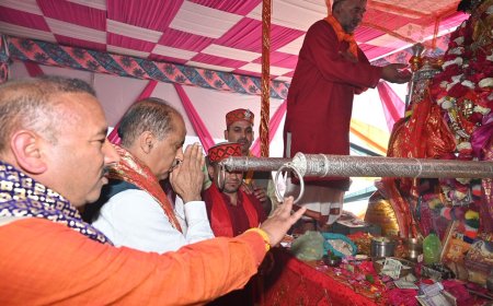 कांग्रेस सरकार आदर्श चुनाव आचार संहिता का कर रही खुला उल्लंघन, मुख्यमंत्री मित्रों को संरक्षण देने में व्यस्त : जयराम ठाकुर