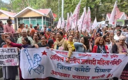 IGMC में जनवादी महिला समिति का हल्ला बोल! KNH से गायनी वार्ड शिफ्ट करने का विरोध