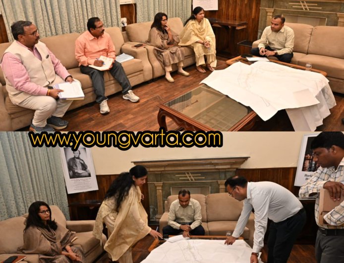 तीव्र गति से किये जा रहे सीवरेज के निर्माण कार्य , पेयजल निगम की समीक्षा बैठक में जिलाधिकारी ने दी जानकारी 