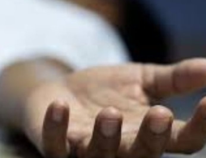 किक्रेट के मैदान में तैश में आकर दोस्त ने सिर पर मारा बल्ला,किशोर ने 8 दिन बाद आईजीएमसी में तोड़ा दम