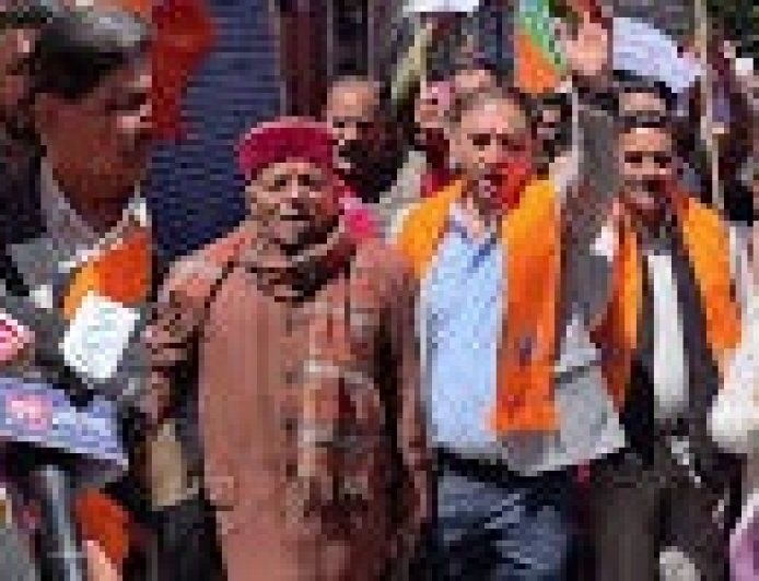 शिमला में सुक्खू सरकार के ख़िलाफ़ भाजपा का धरना प्रदर्शन, सरकार को 10 गारंटी को लेकर घेरा 