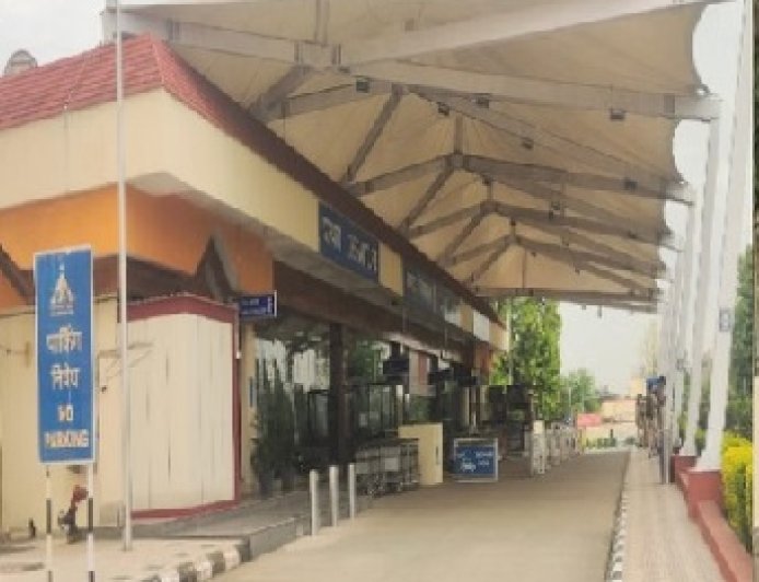 कांगड़ा  के गगल एयरपोर्ट पर लावारिस बैग मिलने से हड़कंप,आनन-फानन में पूरा एयरपोर्ट कराया खाली  