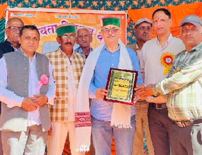 बैसाखी के पावन अवसर पर  बनेठी में आयोजित पारंपरिक मेले में विधायक अजय सोलंकी ने की शिरकत 