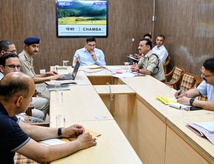 जिला स्तरीय नार्को समन्वय समिति की बैठक आयोजित, उपायुक्त मुकेश रेपसवाल ने की अध्यक्षता