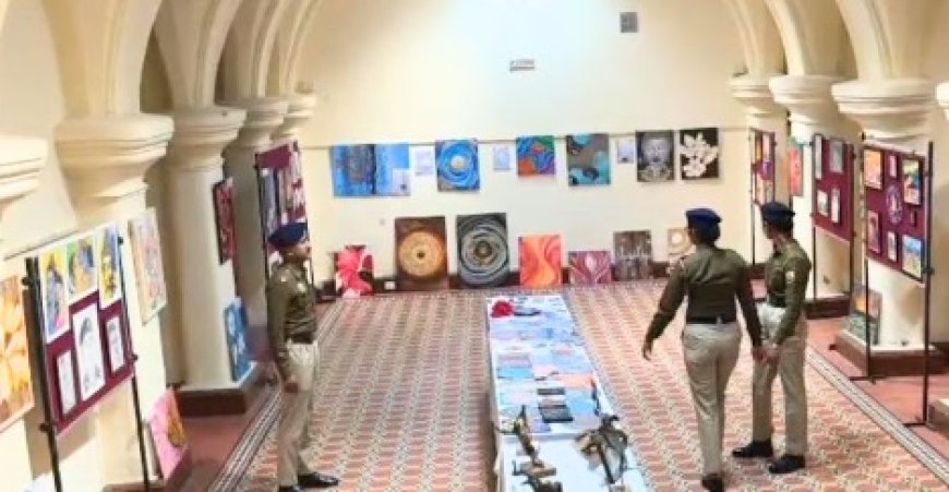 डंडे' वाले हाथों में 'ब्रश' के रंग: हिमाचल पुलिस के मानवीय चेहरे ने दुनिया को किया दंग