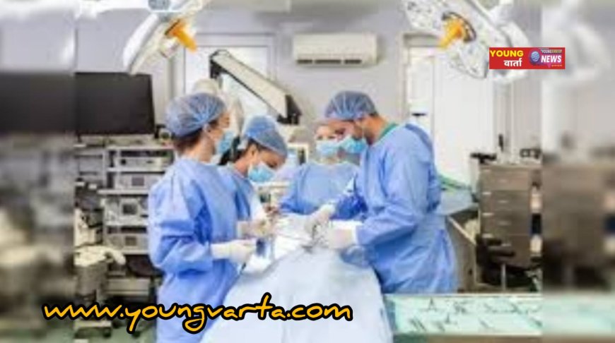 कारनामा : डिलीवरी के समय महिला के पेट में ही रह गया सर्जिकल नैपकिन , डाक्टर ने लगा दिए टांके 