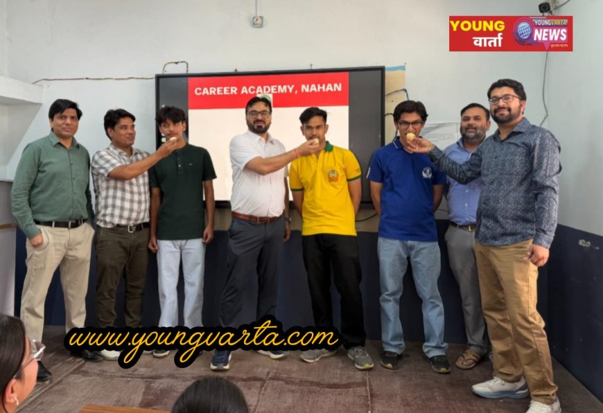 JEE Mains में छाये करियर अकादमी नाहन के छात्र ,  आदित्य जायसवाल हासिल किये  99.10 परसेंटाइल 