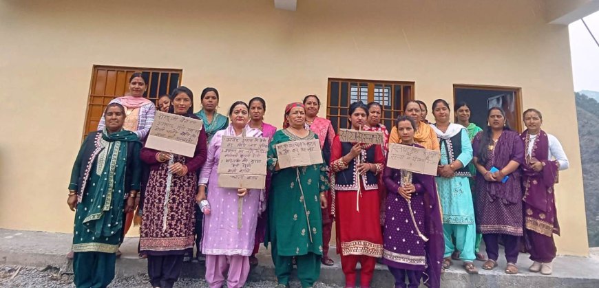 सिया और रितिका को इंसाफ मिले के नारों से गूंज उठा धाली बागड़ा, गांव में अवैध रूप से बिक रही शराब को बंद करने की महिला मंडल ने की मांग