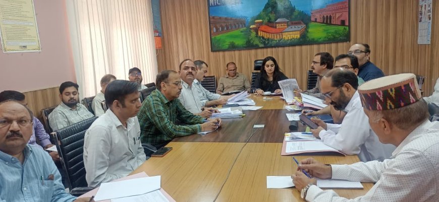 सड़क दुर्घटनाओं की आशंका वाले ब्लैक स्पॉट्स को करें दुरुस्त